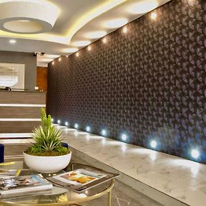 Privada De Horacio 18 Residences